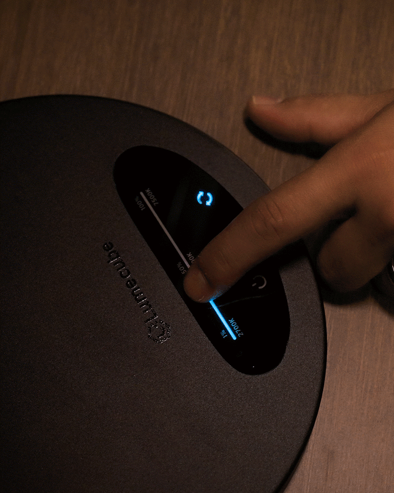 Lume Cube Edge Light 2.0 with Base Black LED Desk Lamp