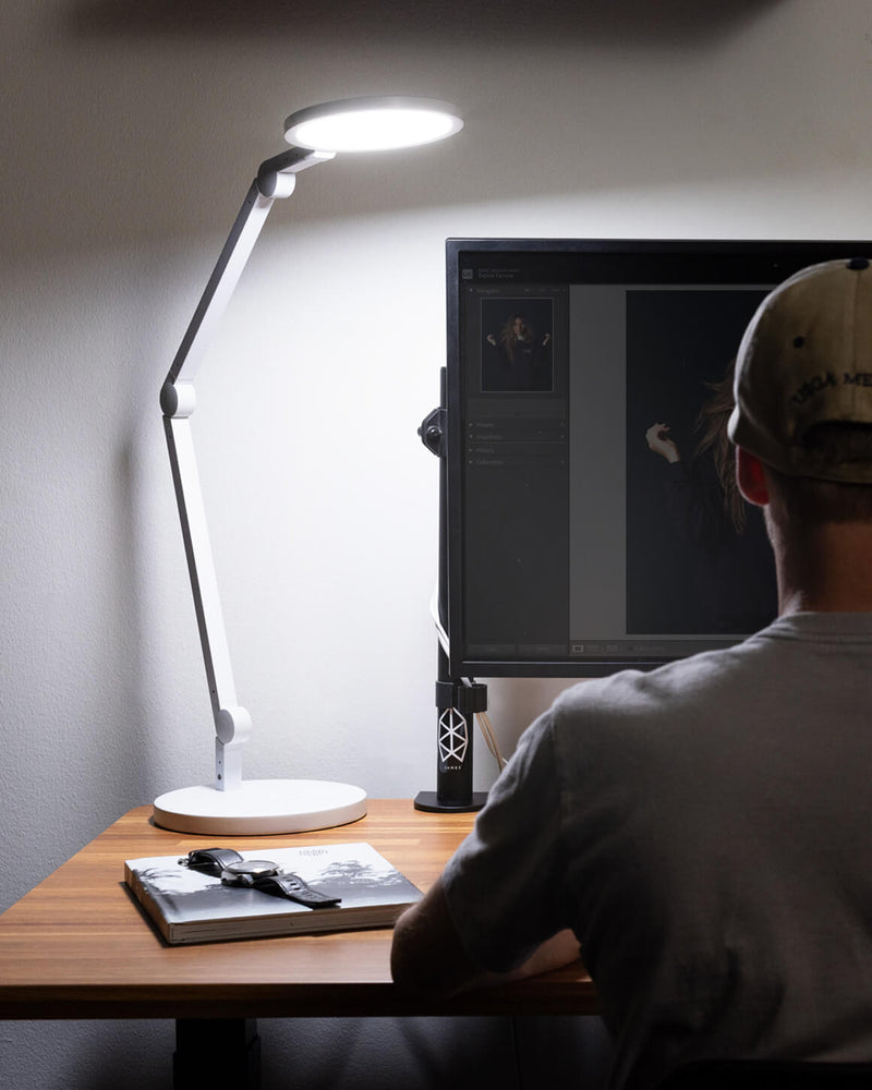 Lume Cube Edge Light 2.0 with Base White LED Desk Lamp